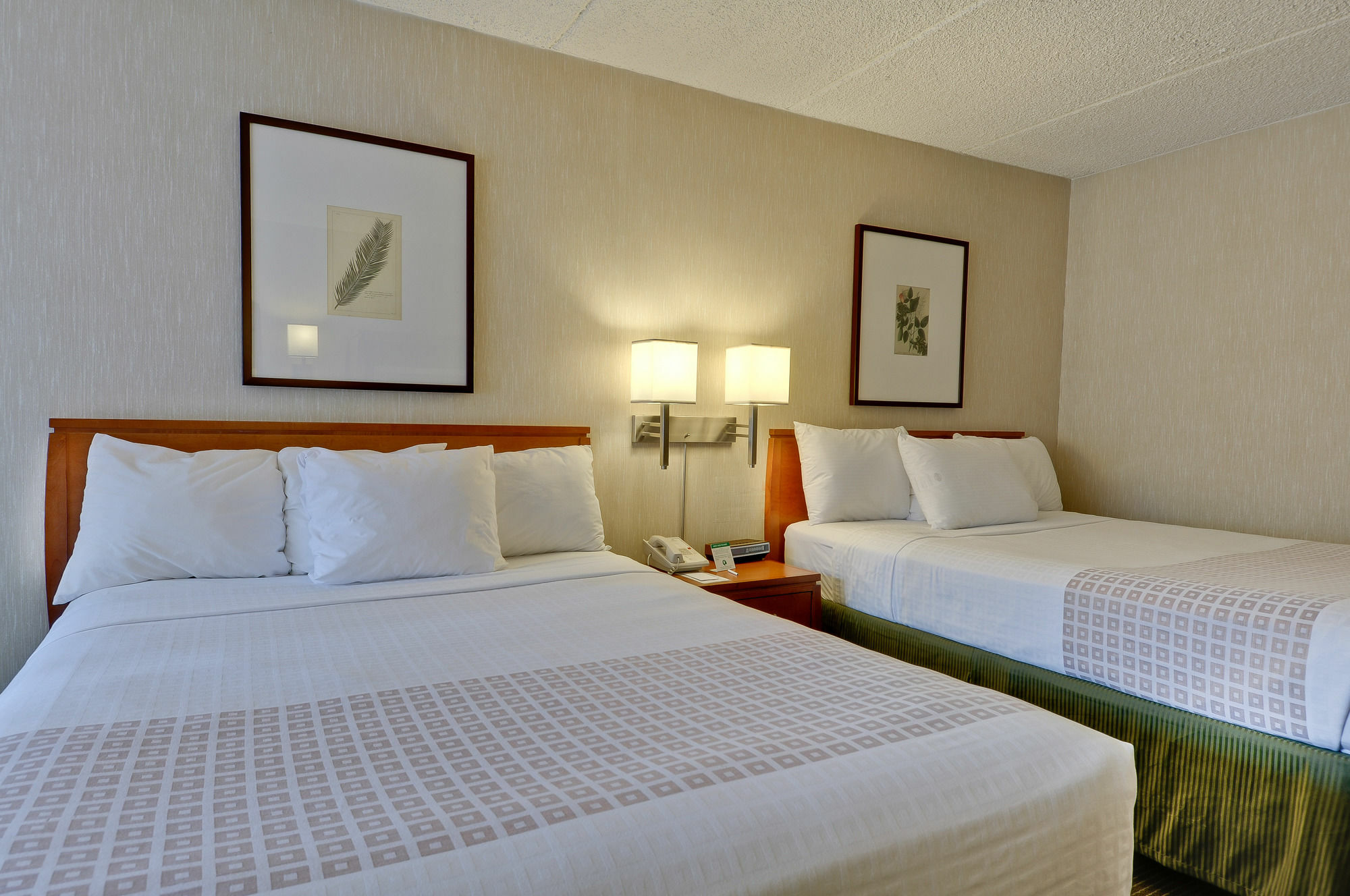 Vagabond Inn Executive Old Town Sacramento Esterno foto