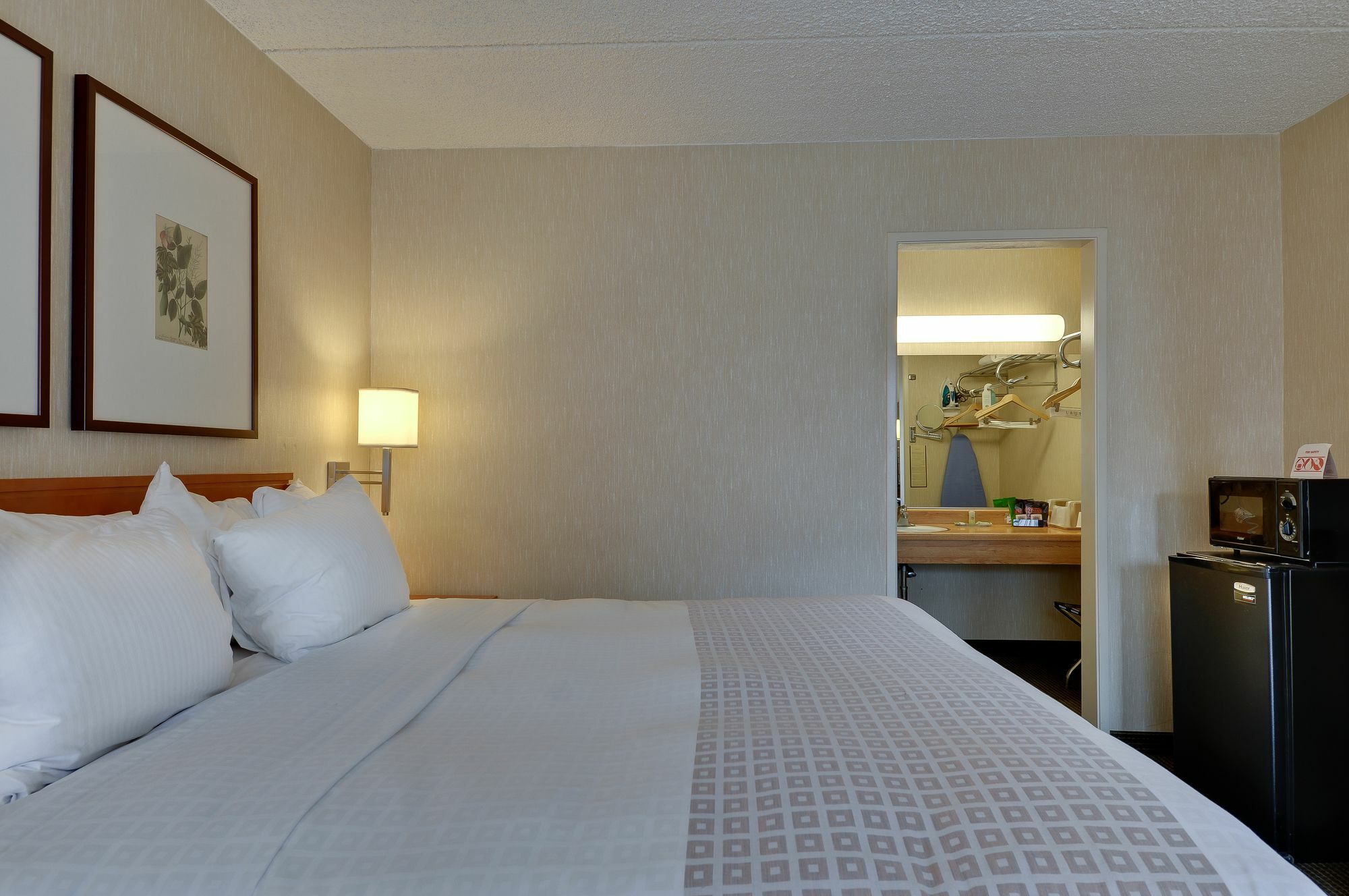 Vagabond Inn Executive Old Town Sacramento Esterno foto